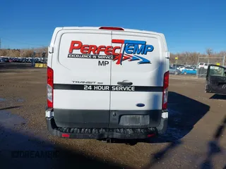 2019 Ford Transit with VIN 1FTYE1YM9KKB70785, listed as a IAAI auction lot 40818143 with 96,199 mi miles. Bid and sale history available at carsss.com. Image 17.