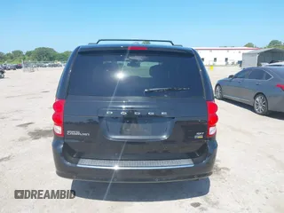 2019 Dodge Grand Caravan SXT with VIN 2C4RDGCG5KR739144, listed as a IAAI auction lot 42175888 with 43,577 mi miles and . Bid and sale history available at DreamBid. Image 16.