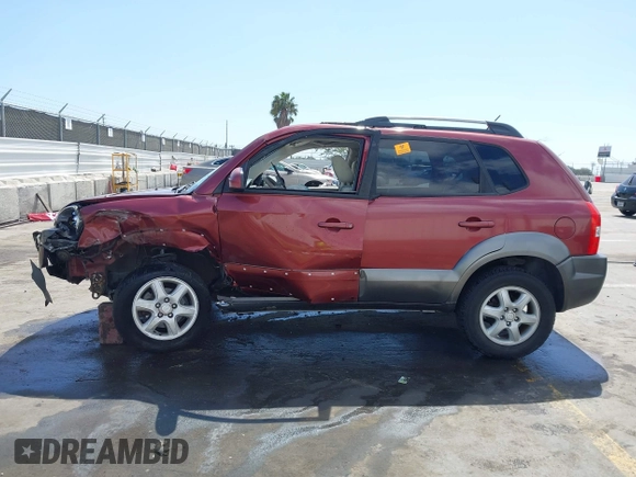 2005 Hyundai Tucson GLS with VIN KM8JN12D15U060361, listed as a IAAI auction lot 41915093 with Not Provided miles. Bid and sale history available at carsss.com. Image 14.