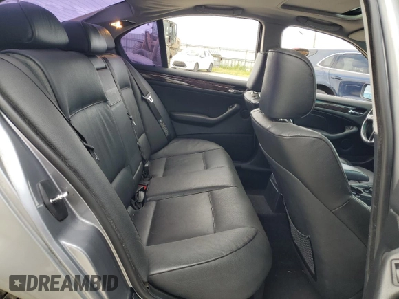 2004 BMW 3 Series 330xi with VIN WBAEW534X4PN33452, listed as a Copart auction lot 54746735 with 135,729 mi miles and Salvage title. Bid and sale history available at DreamBid. Image 10.