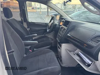 2013 Ram Cargo Van Tradesman with VIN 2C4JRGAG7DR658747, listed as a Copart auction lot 47105935 with 232,618 mi miles and Clean Title. Bid and sale history available at carsss.com. Image 5.