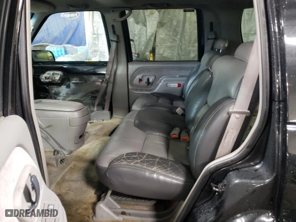 2000 Chevrolet Tahoe Limited with VIN 1GNEC13R2YR138067, listed as a Copart auction lot 44928635 with 193,165 mi miles and Salvage Title. Bid and sale history available at carsss.com. Image 10.