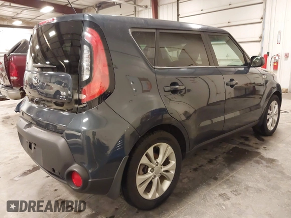 2015 Kia Soul + with VIN KNDJP3A54F7187352, listed as a IAAI auction lot 41864190 with 97,172 mi miles. Bid and sale history available at carsss.com. Image 4.