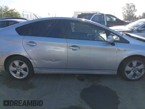 2013 Toyota Prius One with VIN JTDKN3DU4D5661290, listed as a IAAI auction lot 41993893 with 197,121 mi miles and . Bid and sale history available at DreamBid. Image 14.