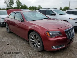 2014 Chrysler 300 S with VIN 2C3CCABT2EH340369, listed as a Copart auction lot 49133504 with 117,573 mi miles and Non Repairable. Bid and sale history available at DreamBid. Image 1.