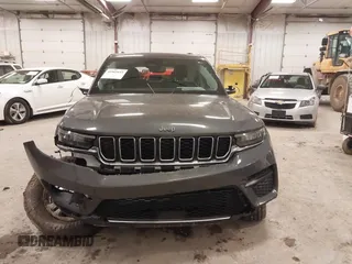 2023 Jeep Grand Cherokee Altitude with VIN 1C4RJHAG9P8701016, listed as a IAAI auction lot 41965933 with Not provided miles and . Bid and sale history available at DreamBid. Image 11.