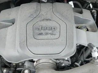 2023 Jeep Grand Cherokee Overland with VIN 1C4RJKDT9P8107466, listed as a IAAI auction lot 41428743 with 34,317 mi miles and . Bid and sale history available at DreamBid. Image 19.