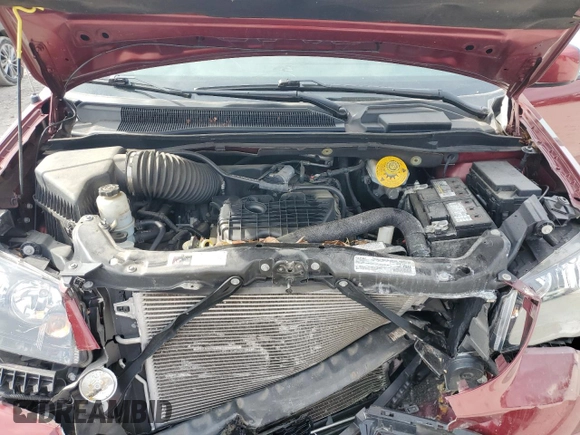 2019 Dodge Grand Caravan SE with VIN 2C4RDGBG5KR624495, listed as a Copart auction lot 51172455 with 42,767 mi miles and Salvage Title. Bid and sale history available at DreamBid. Image 14.