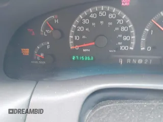 2003 Ford F-150 XL with VIN 1FTRF17253NB64662, listed as a IAAI auction lot 41681596 with 271,536 mi miles and . Bid and sale history available at DreamBid. Image 7.