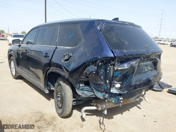 2024 Toyota Grand Highlander XLE with VIN 5TDAAAB59RS059896, listed as a IAAI auction lot 41691709 with 7,294 mi miles. Bid and sale history available at carsss.com. Image 3.
