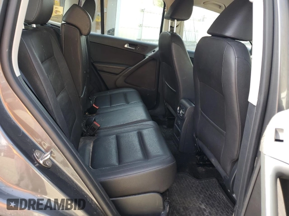 2016 Volkswagen Tiguan S with VIN WVGBV7AXXGW538299, listed as a Copart auction lot 54798525 with 149,961 mi miles and Clean Title. Bid and sale history available at DreamBid. Image 11.