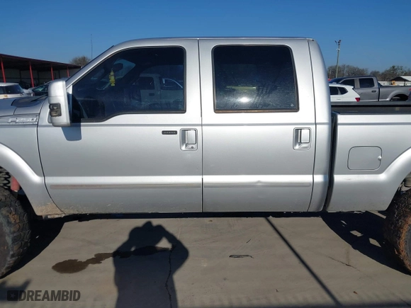 2014 Ford Super Duty F-250 SRW XL with VIN 1FT7W2BT5EEB05210, listed as a IAAI auction lot 41192736 with 283,326 mi miles. Bid and sale history available at carsss.com. Image 14.