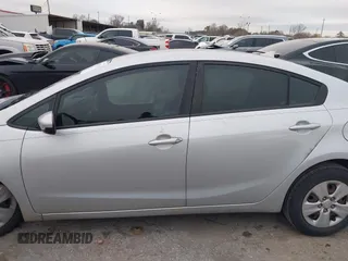 2018 Kia Forte LX with VIN 3KPFK4A73JE193261, listed as a IAAI auction lot 41645310 with 52,067 mi miles. Bid and sale history available at carsss.com. Image 14.