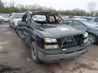 2003 Chevrolet Silverado 1500 LS with VIN 2GCEC19V731279716, listed as a IAAI auction lot 41105235 with 1 mi miles. Bid and sale history available at carsss.com. Image 1.