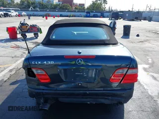 2003 Mercedes-Benz CLK 430 with VIN WDBLK70G03T141164, listed as a IAAI auction lot 41916811 with 202,915 mi miles and . Bid and sale history available at carsss.com. Image 17.