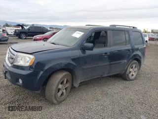 2011 Honda Pilot EX with VIN 5FNYF4H41BB004997, listed as a IAAI auction lot 40505560 with 141,487 mi miles. Bid and sale history available at carsss.com. Image 17.