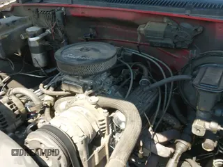 1990 Chevrolet Silverado 1500 с VIN 1GCDC14K0LZ264734, выставлен на аукционе IAAI как лот 43024431 с пробегом 105 564 миль миль и . История ставок и продаж доступна на DreamBid. Изображение 13.