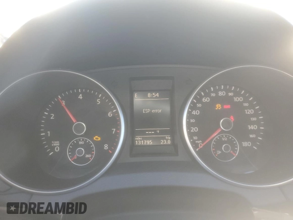 2010 Volkswagen Golf GTI z VIN WVWGD7AJ0AW111293, wystawiony jako Copart lot #48777315 z przebiegiem 131 795 mil mil oraz Szkoda całkowita • Salvage title. Historia ofert i sprzedaży dostępna na DreamBid. Obrazek 9.