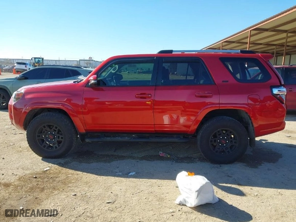 2020 Toyota 4Runner SR5 with VIN JTEBU5JR0L5820511, listed as a IAAI auction lot 41290809 with 36,834 mi miles. Bid and sale history available at carsss.com. Image 14.