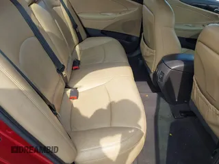 2012 Hyundai Sonata Limited z VIN 5NPEC4AC8CH425163, wystawiony jako IAAI lot #42297206 z przebiegiem 159 946 mil mil oraz . Historia ofert i sprzedaży dostępna na DreamBid. Obrazek 8.
