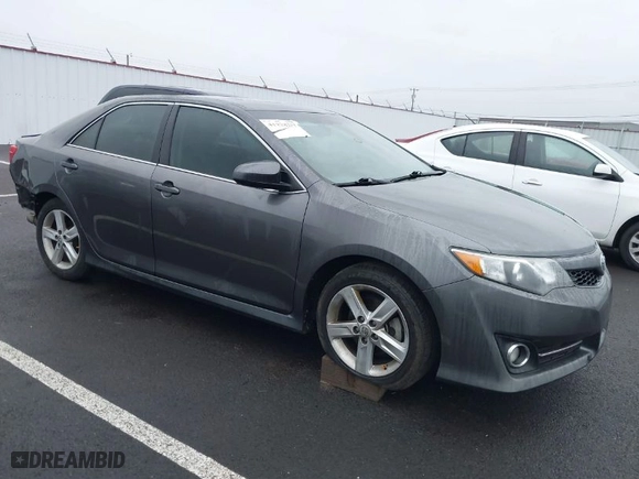 2014 Toyota Camry L with VIN 4T1BF1FK4EU372166, listed as a IAAI auction lot 41228217 with 159,187 mi miles. Bid and sale history available at carsss.com. Image 1.