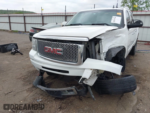 2008 GMC Sierra Denali z VIN 2GTEK638381328517, wystawiony jako IAAI lot #42074746 z przebiegiem 193 833 mil mil oraz . Historia ofert i sprzedaży dostępna na DreamBid. Obrazek 6.
