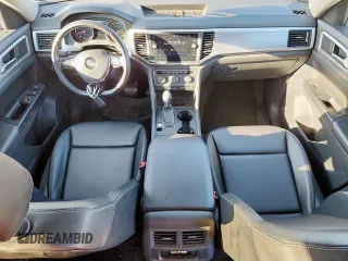 2018 Volkswagen Atlas SE with VIN 1V2CR2CA1JC527059, listed as a Copart auction lot 62957875 with 140,337 mi miles and Salvage title. Bid and sale history available at DreamBid. Image 8.