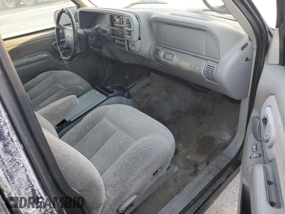 1997 Chevrolet Silverado 1500 with VIN 2GCEK19R3V1281262, listed as a Copart auction lot 41913745 with 218,949 mi miles and Clean Title. Bid and sale history available at DreamBid. Image 8.