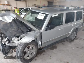 2010 Jeep Commander Sport z VIN 1J4RG4GK0AC105228, wystawiony jako IAAI lot #42558376 z przebiegiem Nie podano mil oraz . Historia ofert i sprzedaży dostępna na DreamBid. Obrazek 18.