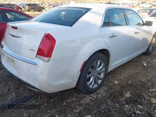 2018 Chrysler 300 Limited with VIN 2C3CCAKG1JH296670, listed as a IAAI auction lot 41691911 with 121,508 mi miles. Bid and sale history available at carsss.com. Image 4.