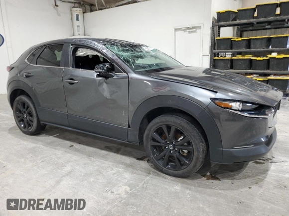 2024 Mazda CX-30 S Select Sport with VIN 3MVDMBBM2RM628913, listed as a Copart auction lot 62383245 with 33,793 mi miles and Non repairable. Bid and sale history available at DreamBid. Image 4.