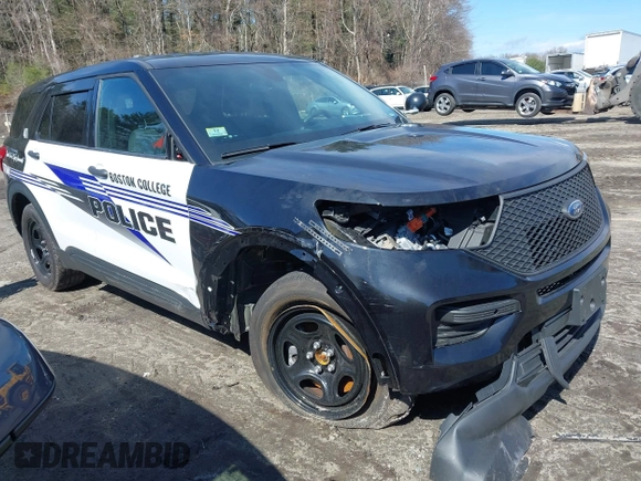 2022 Ford Police Interceptor Utility z VIN 1FM5K8AW4NNA02325, wystawiony jako IAAI lot #41584597 z przebiegiem 24 349 mil mil oraz . Historia ofert i sprzedaży dostępna na DreamBid. Obrazek 1.