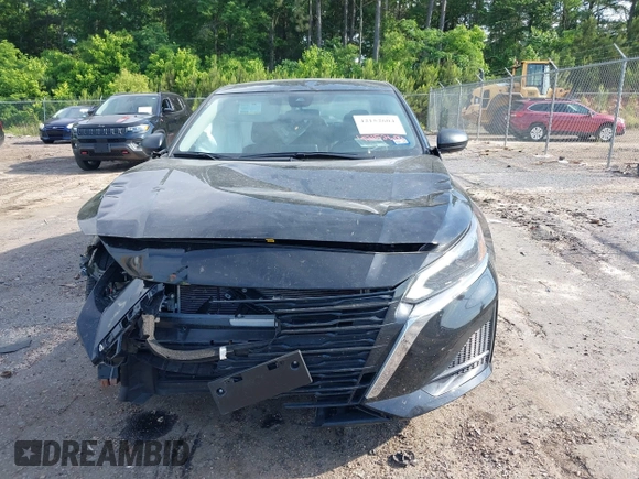 2025 Nissan Altima SV with VIN 1N4BL4DV2SN307873, listed as a IAAI auction lot 42152604 with 14,585 mi miles and . Bid and sale history available at DreamBid. Image 12.