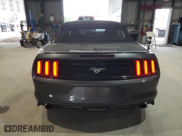 2017 Ford Mustang EcoBoost Premium с VIN 1FATP8UH3H5217926, выставлен на аукционе Copart как лот 60859825 с пробегом 117 236 миль миль и Списание • Salvage title. История ставок и продаж доступна на DreamBid. Изображение 6.