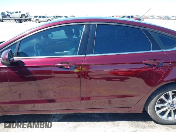 2017 Ford Fusion SE with VIN 3FA6P0HD7HR413239, listed as a IAAI auction lot 41971985 with 99,068 mi miles and . Bid and sale history available at DreamBid. Image 14.