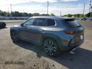 2024 Mazda CX-50 Premium z VIN 7MMVABDY7RN160875, wystawiony jako Copart lot #70931534 z przebiegiem 11 110 mil mil oraz Szkoda całkowita • Salvage title. Historia ofert i sprzedaży dostępna na DreamBid. Obrazek 2.