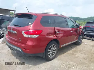 2013 Nissan Pathfinder SL with VIN 5N1AR2MM1DC687444, listed as a IAAI auction lot 42571928 with 155,993 mi miles and . Bid and sale history available at DreamBid. Image 4.