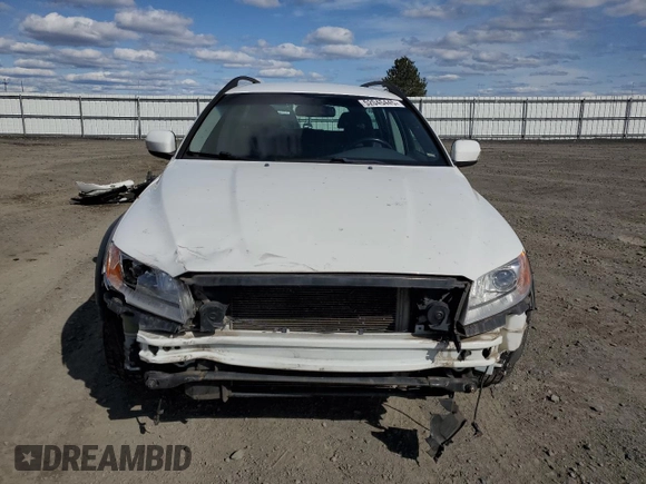 2011 Volvo XC70 3.2L with VIN YV4940BZ3B1115161, listed as a Copart auction lot 52045445 with 112,714 mi miles and Salvage Title. Bid and sale history available at DreamBid. Image 5.