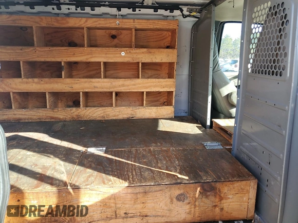 2019 Chevrolet Express Cargo с VIN 1GCWGAFP8K1237252, выставлен на аукционе Copart как лот 46434275 с пробегом 145 326 миль миль и Чистый • Clean title. История ставок и продаж доступна на DreamBid. Изображение 11.