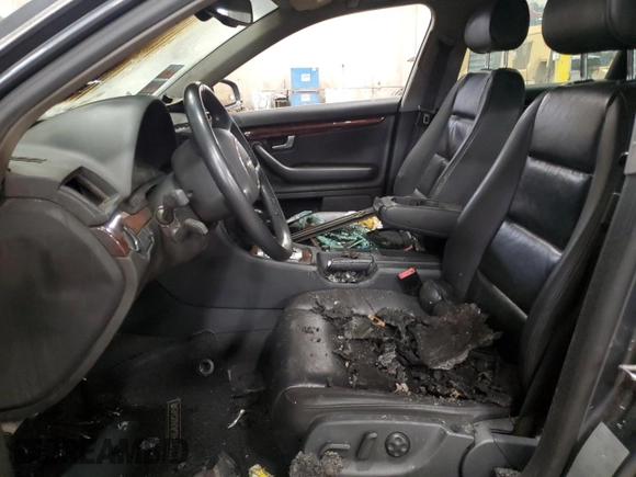 2005 Audi A4 3.0L z VIN WAULT68E75A063649, wystawiony jako Copart lot #51509895 z przebiegiem Nie podano mil oraz Nie do naprawy • Non repairable. Historia ofert i sprzedaży dostępna na DreamBid. Obrazek 7.