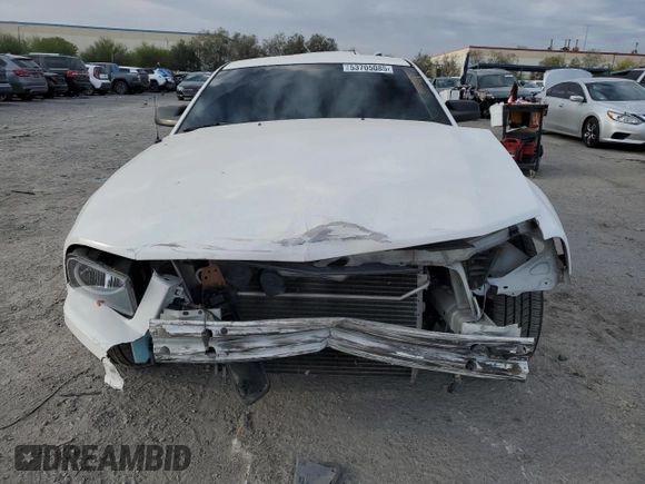 2007 Ford Mustang Deluxe z VIN 1ZVFT80N975326126, wystawiony jako Copart lot #53705085 z przebiegiem 77 431 mil mil oraz Szkoda całkowita • Salvage title. Historia ofert i sprzedaży dostępna na DreamBid. Obrazek 5.