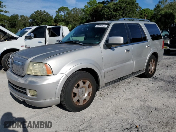 2006 Lincoln Navigator Luxury with VIN 5LMFU27576LJ27128, listed as a Copart auction lot 70362034 with 174,518 mi miles and Salvage Title. Bid and sale history available at carsss.com. Image 1.