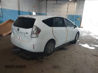 2012 Toyota Prius Two z VIN JTDZN3EU9C3185934, wystawiony jako IAAI lot #42019970 z przebiegiem 124 009 mil mil oraz . Historia ofert i sprzedaży dostępna na DreamBid. Obrazek 4.