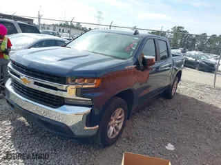 2019 Chevrolet Silverado 1500 LT with VIN 3GCPWCEK0KG186713, listed as a IAAI auction lot 41518976 with 143,202 mi miles. Bid and sale history available at carsss.com. Image 17.