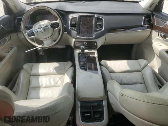 2016 Volvo XC90 T6 Momentum with VIN YV4A22PK1G1039621, listed as a Copart auction lot 51615595 with 134,465 mi miles and Salvage Title. Bid and sale history available at DreamBid. Image 8.