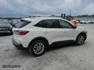 2022 Ford Escape SE with VIN 1FMCU9G68NUA60880, listed as a Copart auction lot 52454045 with 113,681 mi miles and Clean Title. Bid and sale history available at carsss.com. Image 3.