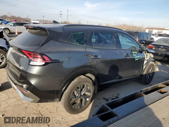 2024 Kia Sportage SX-Prestige with VIN KNDPXCDGXR7138572, listed as a Copart auction lot 84410594 with 5,986 mi miles and Salvage title. Bid and sale history available at DreamBid. Image 3.
