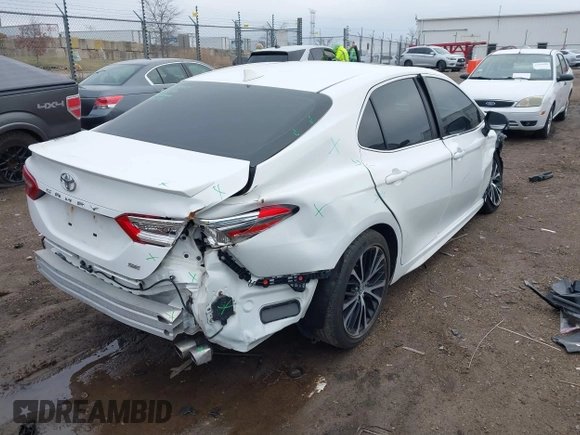 2019 Toyota Camry LE z VIN 4T1B11HK7KU687261, wystawiony jako IAAI lot #42016114 z przebiegiem 123 007 mil mil oraz . Historia ofert i sprzedaży dostępna na DreamBid. Obrazek 4.
