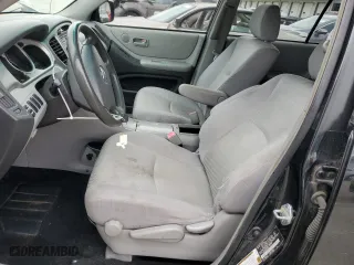 2005 Toyota Highlander with VIN JTEGD21A450129495, listed as a Copart auction lot 49944935 with 235,795 mi miles and Clean Title. Bid and sale history available at carsss.com. Image 7.