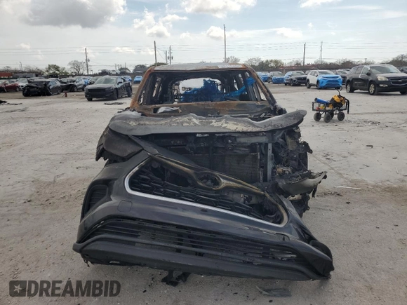 2021 Toyota Highlander L with VIN 5TDCZRAH6MS057978, listed as a Copart auction lot 49118145 with Not provided miles and Non repairable. Bid and sale history available at DreamBid. Image 5.
